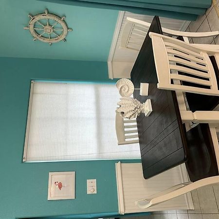 Barefoot Bungalow - Pet Friendly- 2 Bdrm Townhome Corpus Christi Eksteriør billede