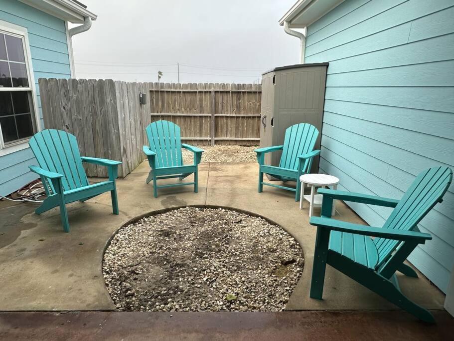 Barefoot Bungalow - Pet Friendly- 2 Bdrm Townhome Corpus Christi Eksteriør billede