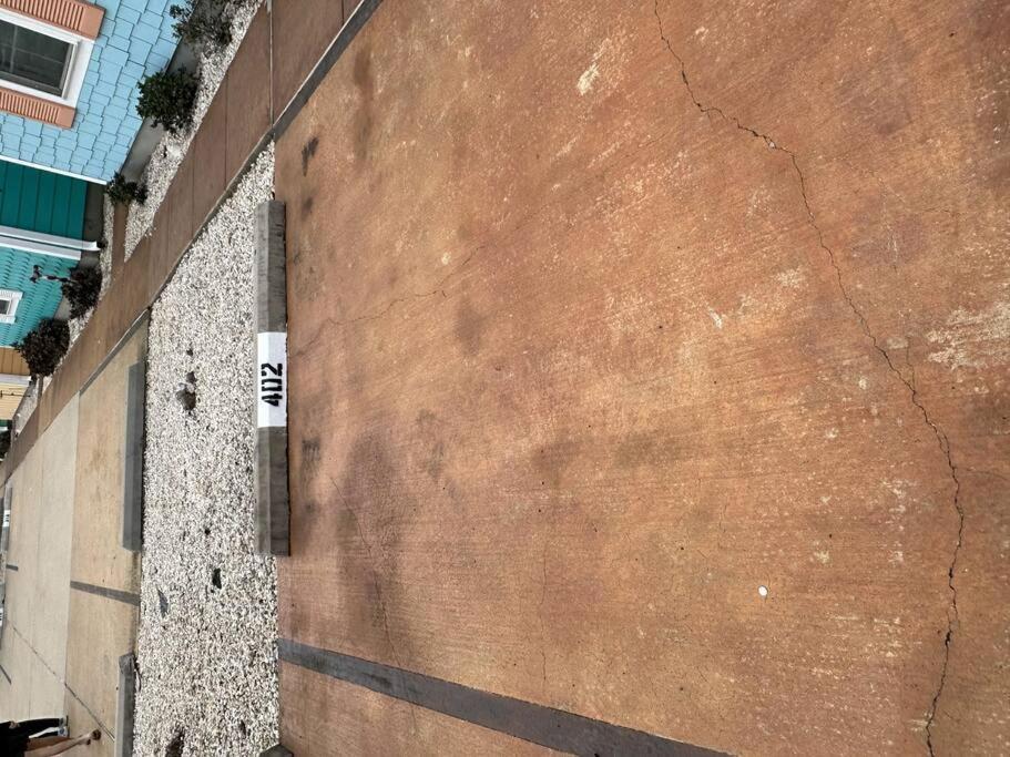 Barefoot Bungalow - Pet Friendly- 2 Bdrm Townhome Corpus Christi Eksteriør billede