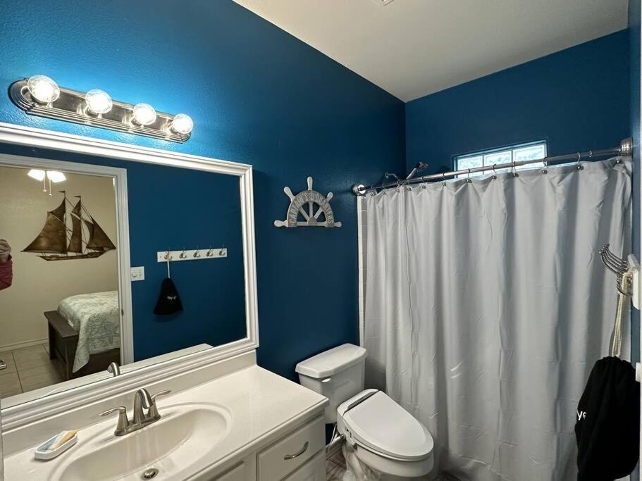Barefoot Bungalow - Pet Friendly- 2 Bdrm Townhome Corpus Christi Eksteriør billede